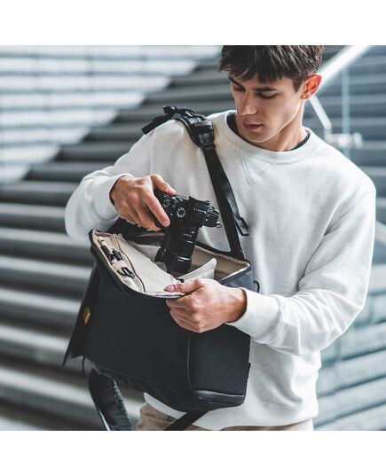 Рюкзак OneGo 18 литров (PGYTECH P-CB-028), Цвет: Obsidian Black, изображение 13